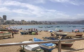Studio 18 Playa Las Canteras fast wifi